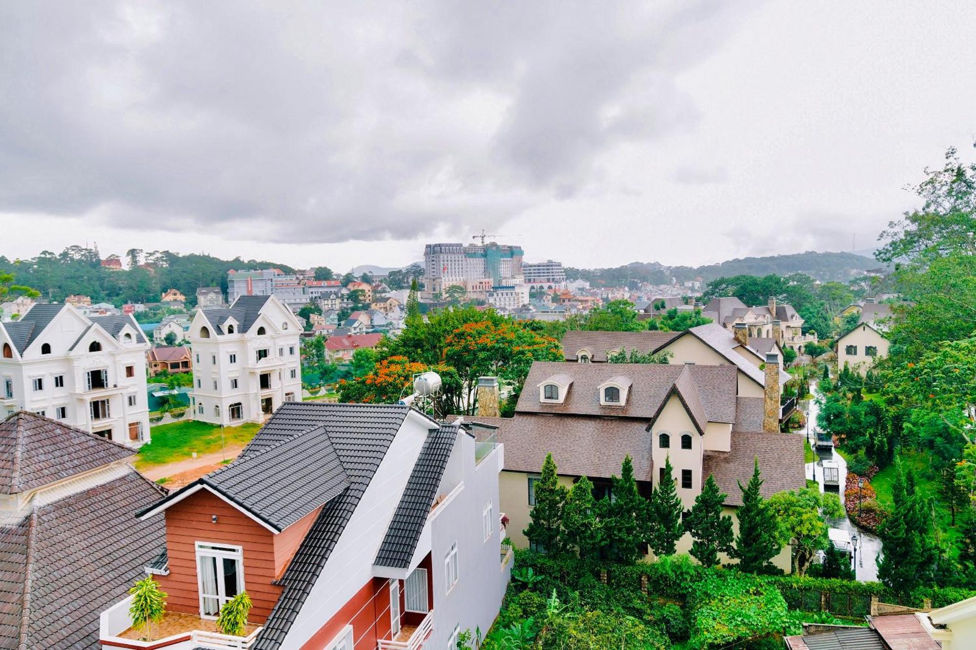 Anh Duc Hotel Da Lat City Экстерьер фото