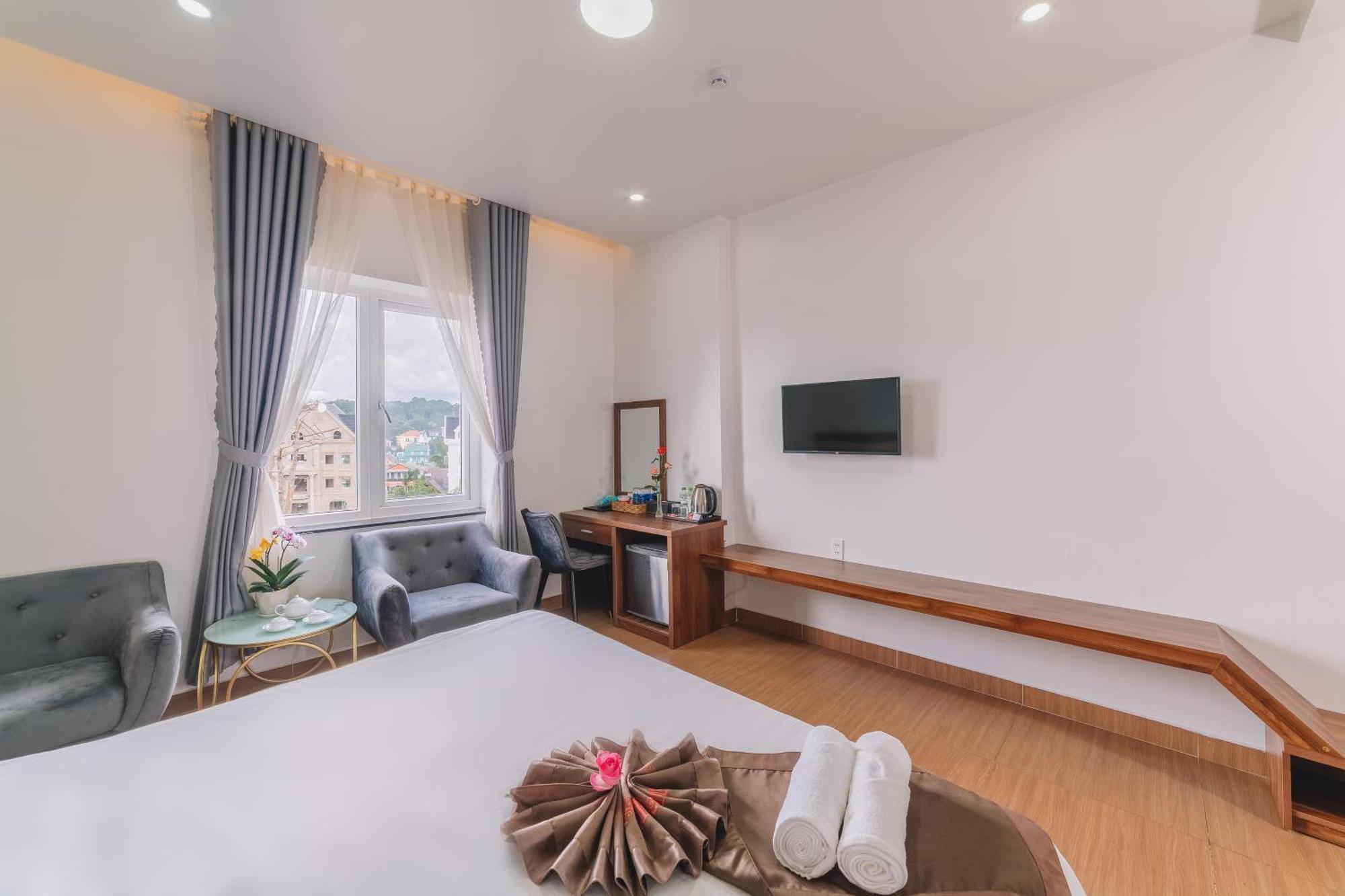 Anh Duc Hotel Da Lat City Экстерьер фото